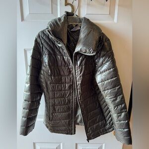 KEREN hart Shiny Gray Puffer Jacket